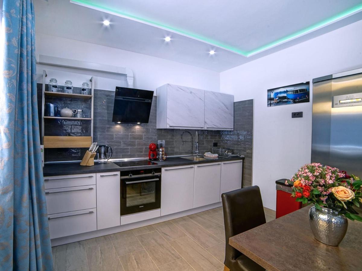 Deluxe 70qm. Toller Blick, Super Ausstattung *