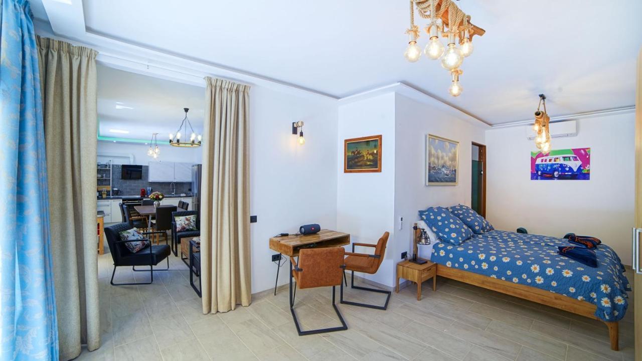 Deluxe 70qm. Toller Blick, Super Ausstattung *