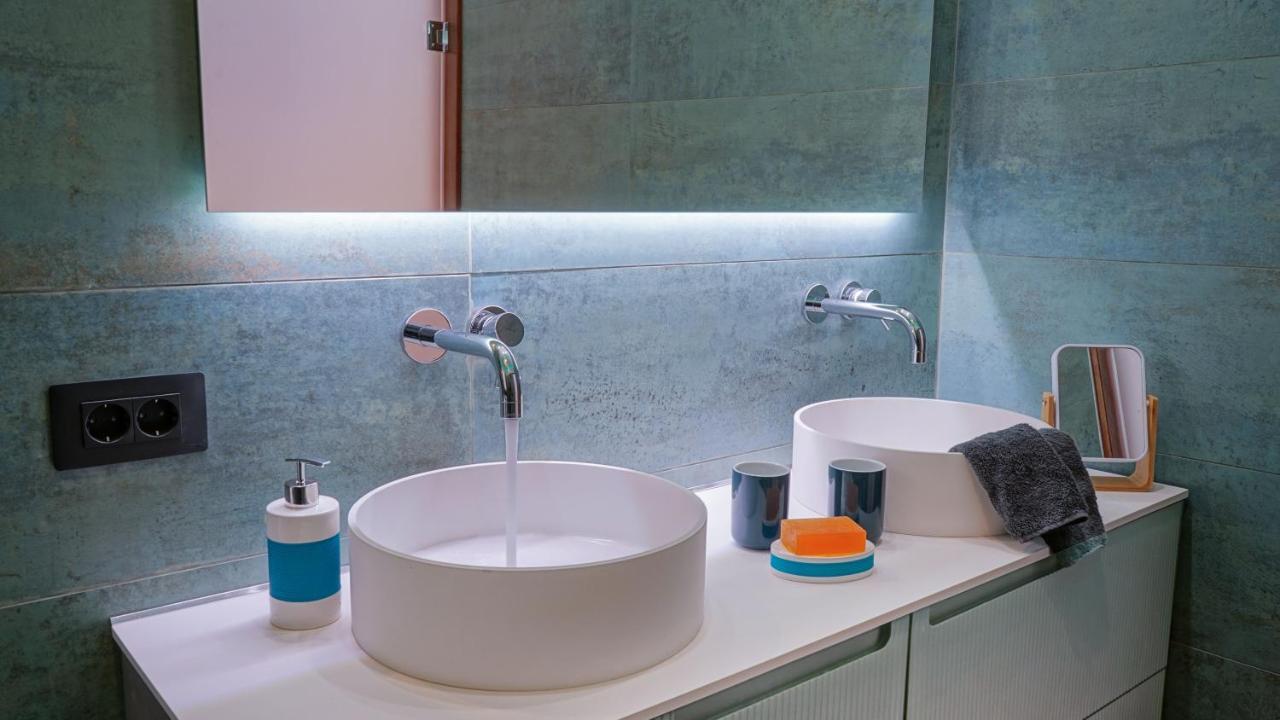Apartment Deluxe 70qm. Toller Blick, Super Ausstattung *